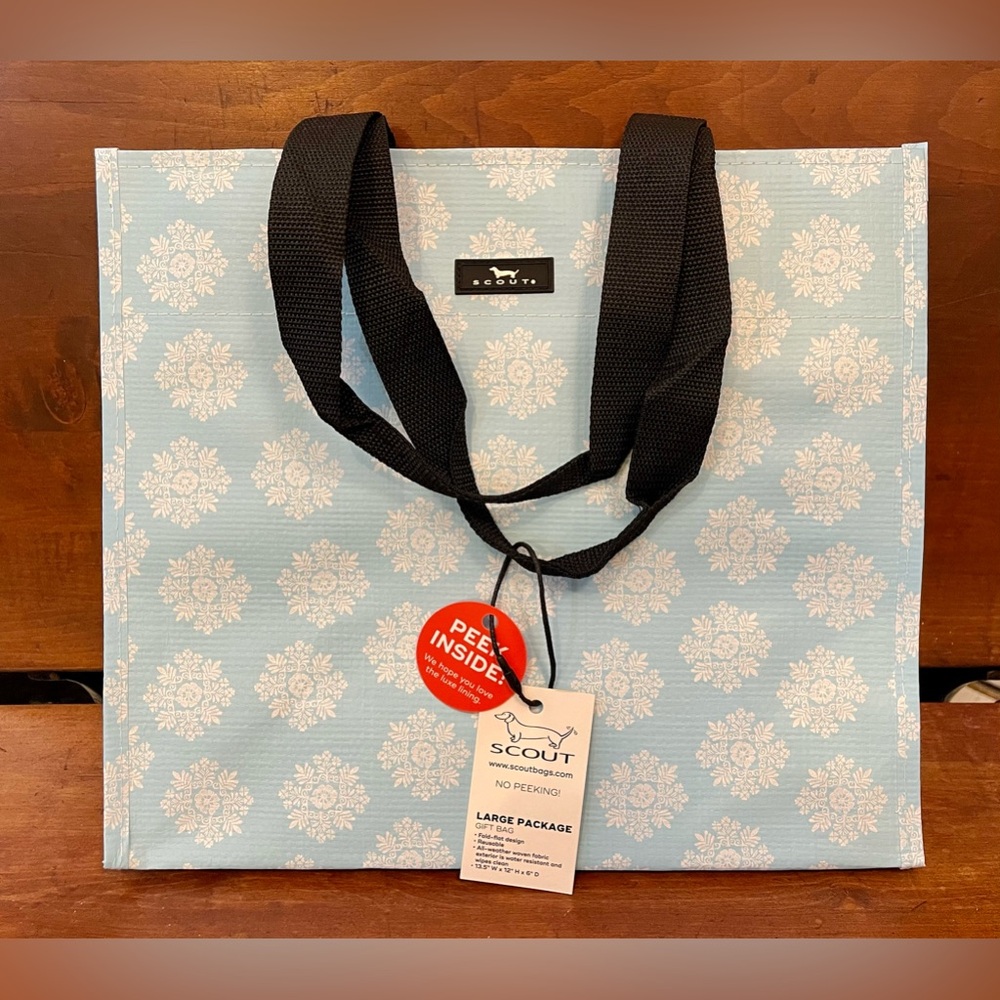 NWT Scout “Snow Matter What” Large Package Gift Bag/Tote